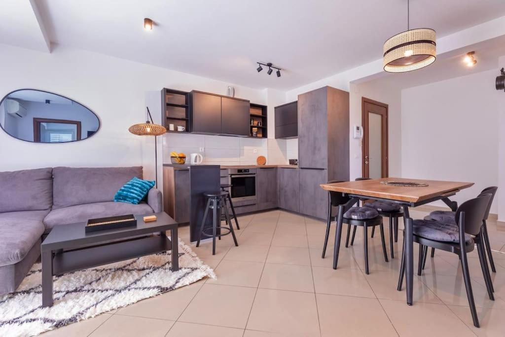 Stylish Two Bedroom Apartment&Garage Parking Place Dubrovnik Luaran gambar