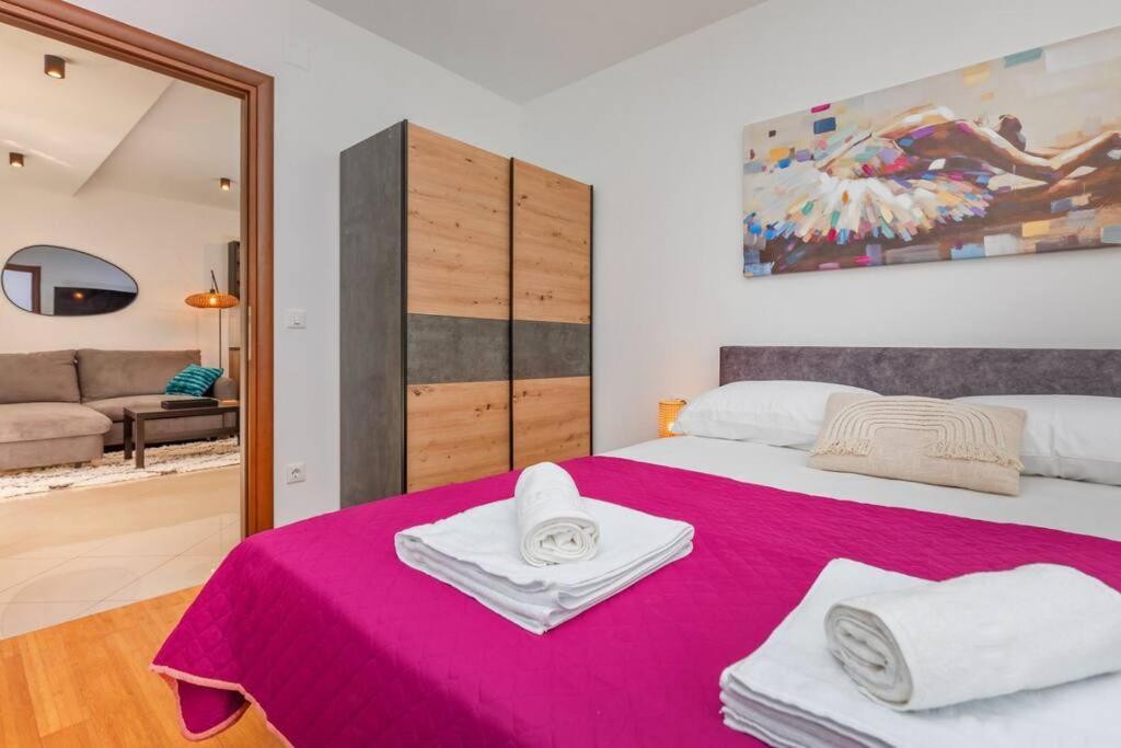 Stylish Two Bedroom Apartment&Garage Parking Place Dubrovnik Luaran gambar